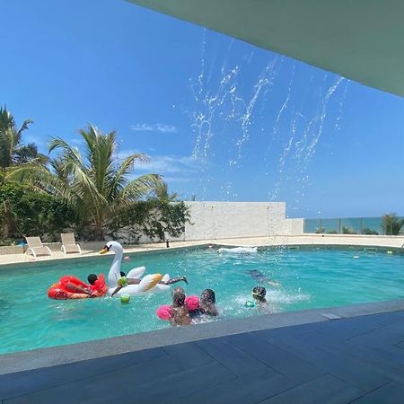 Villa Somone Pied Dans L'Eau Ngoại thất bức ảnh