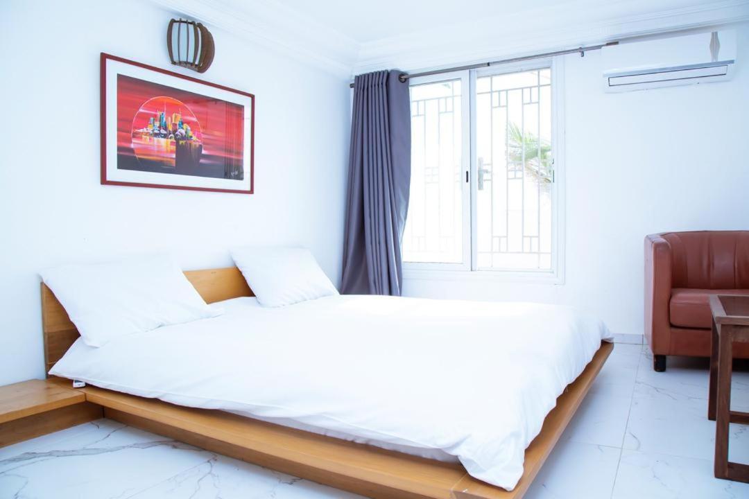 Villa Somone Pied Dans L'Eau Ngoại thất bức ảnh