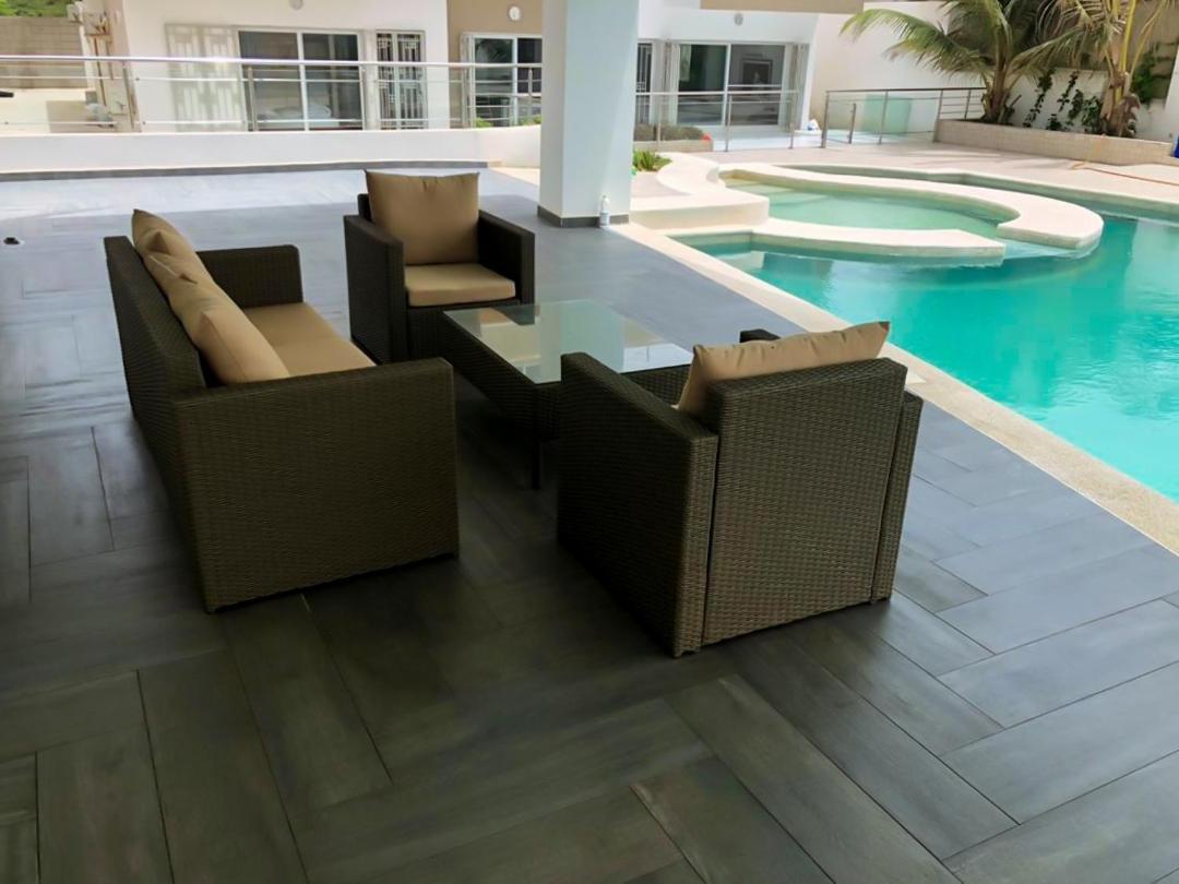 Villa Somone Pied Dans L'Eau Ngoại thất bức ảnh