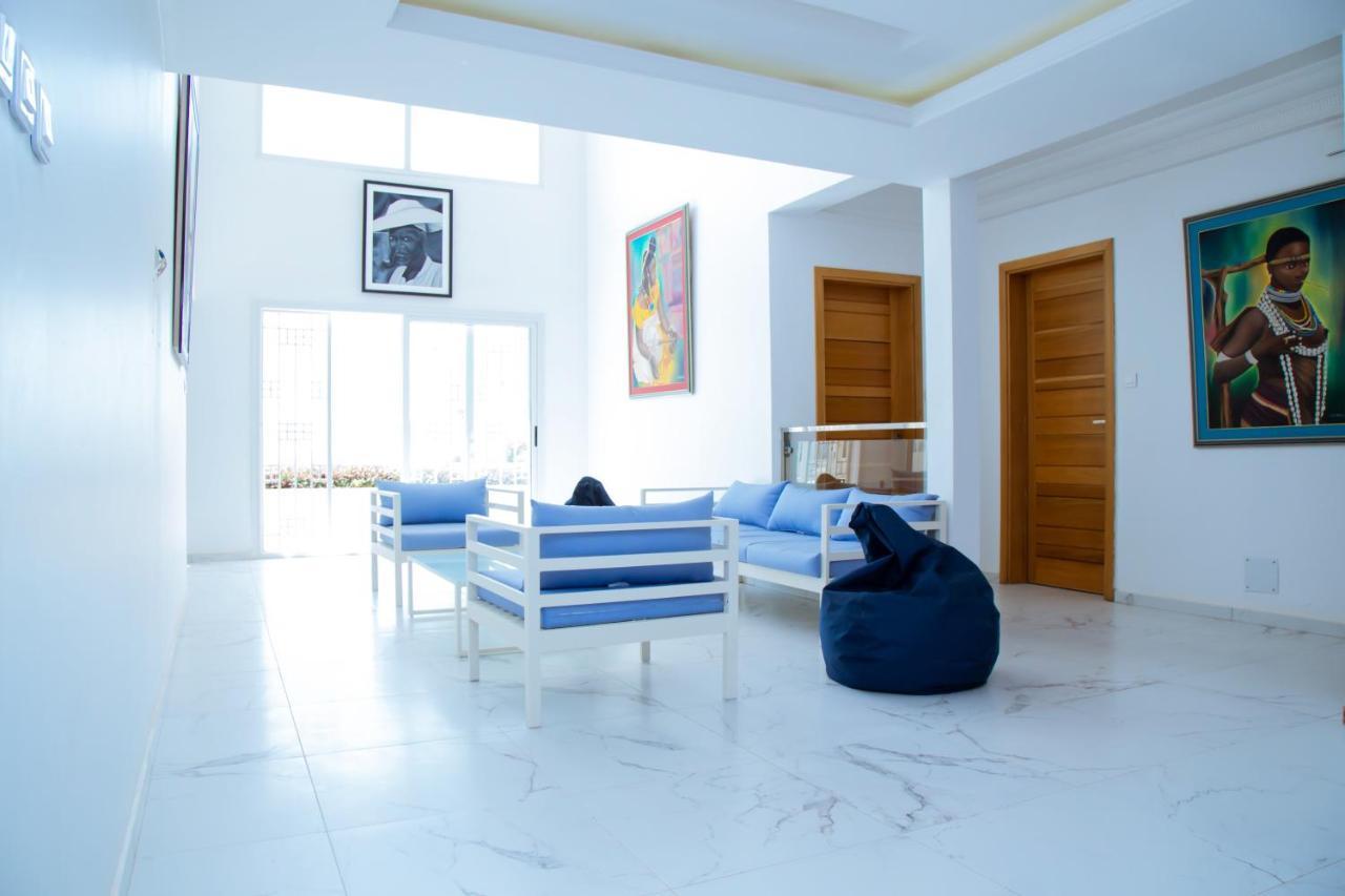 Villa Somone Pied Dans L'Eau Ngoại thất bức ảnh